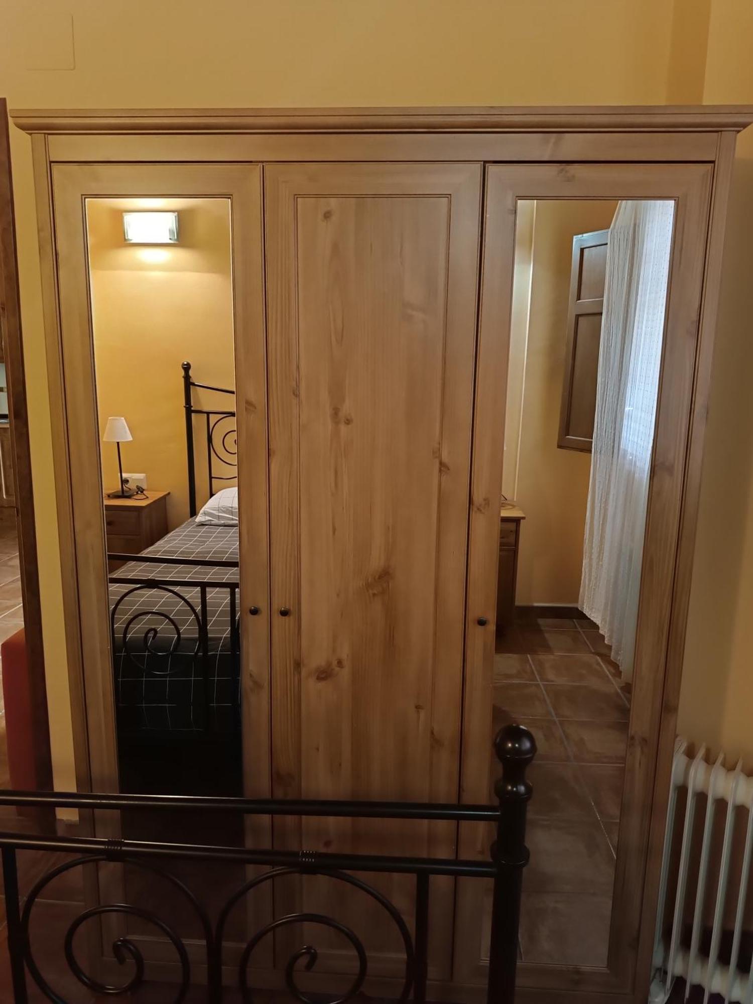 Apartamentos Matarranya Вальдерробрес Экстерьер фото
